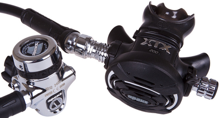 Регулятор Apeks XTX200 с поворотным шлангом