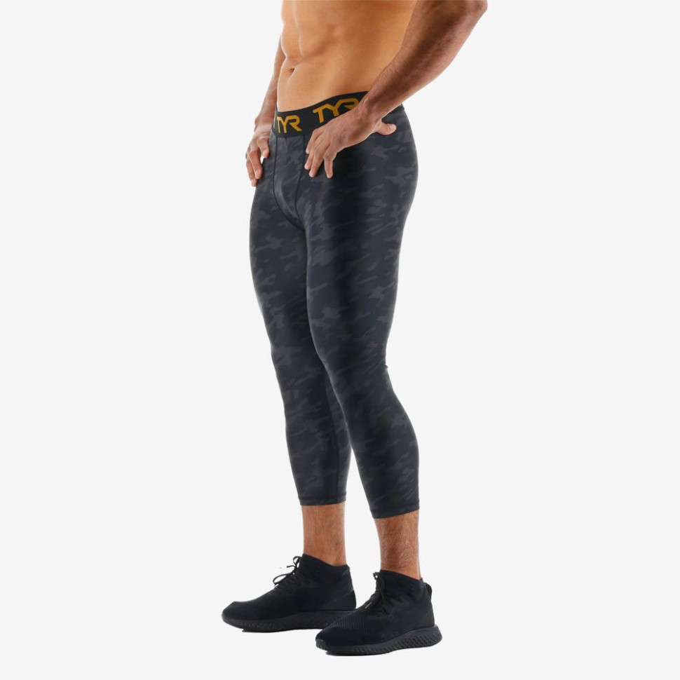 Тайтсы 3/4 TYR Men&#039;s Compression Crop- Blackout Camo